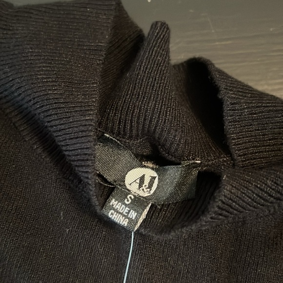 A&I lightweight sweater top - Picture 4 of 6